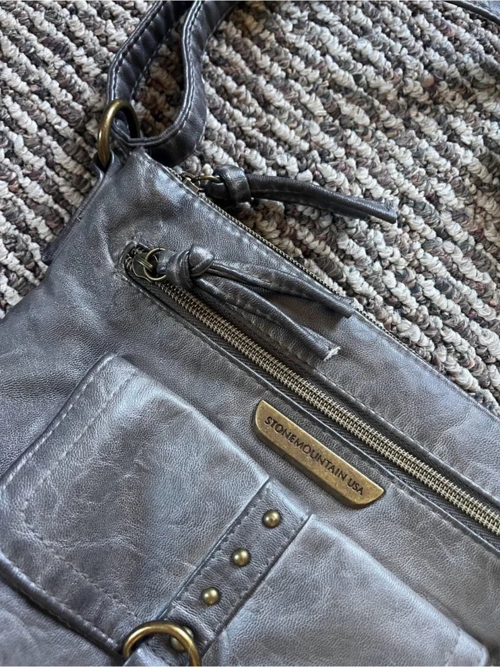 & Other Stories Gray Leather-Effect Crossbody Shoulder Bag